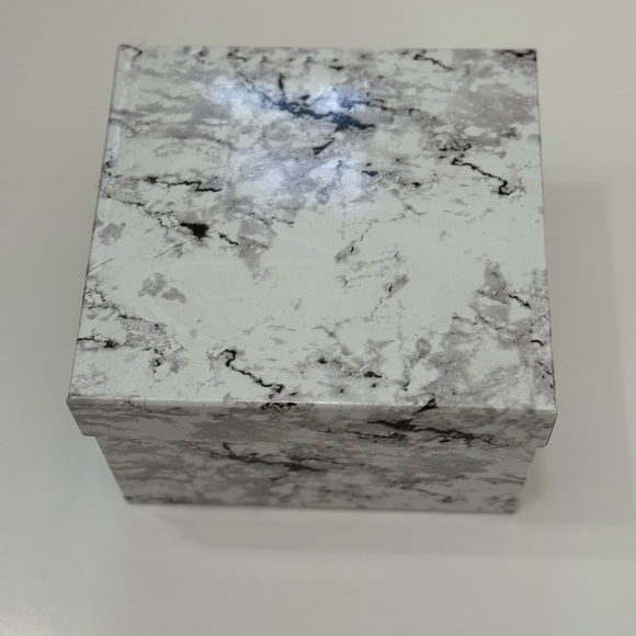 Pink Ceramic Bride Mug with Lid and Stirring Spoon - Picture 5 of 5